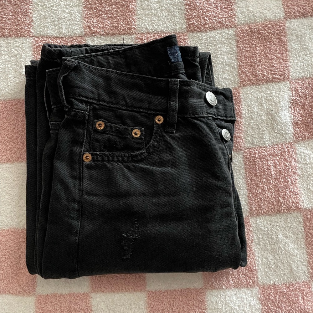 Aéropostale Black Ripped Jeans; 90’s baggy style